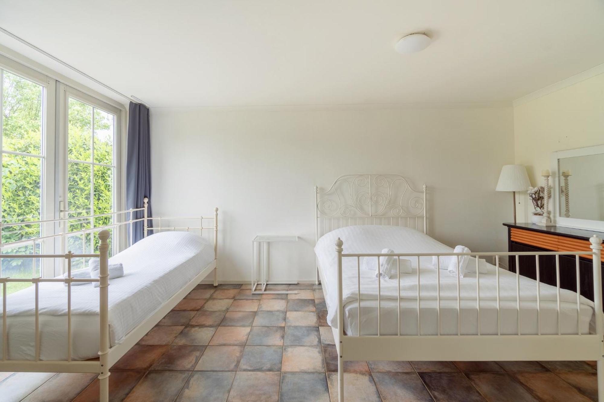 Comfort Villa For 8 People Zeewolde Ngoại thất bức ảnh