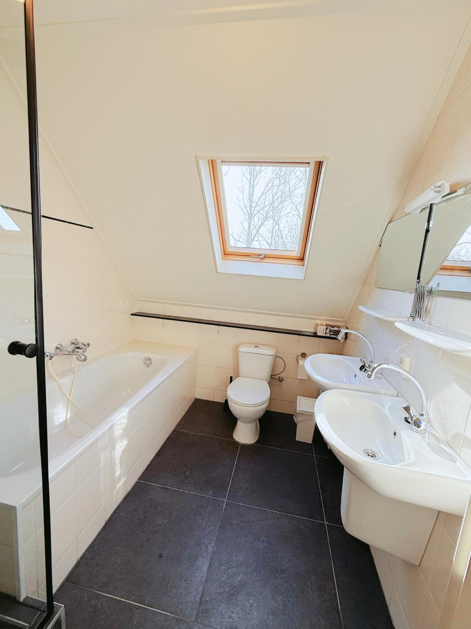 Comfort Villa For 8 People Zeewolde Ngoại thất bức ảnh